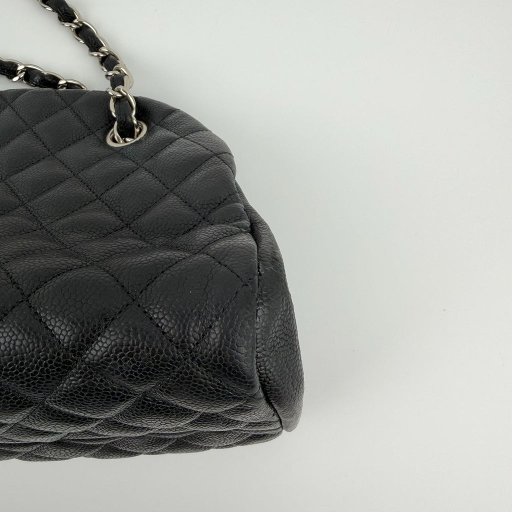 Chanel CC Logo Quilted Chain Shoulder Bag Black Caviar Leather Vintage — view 7