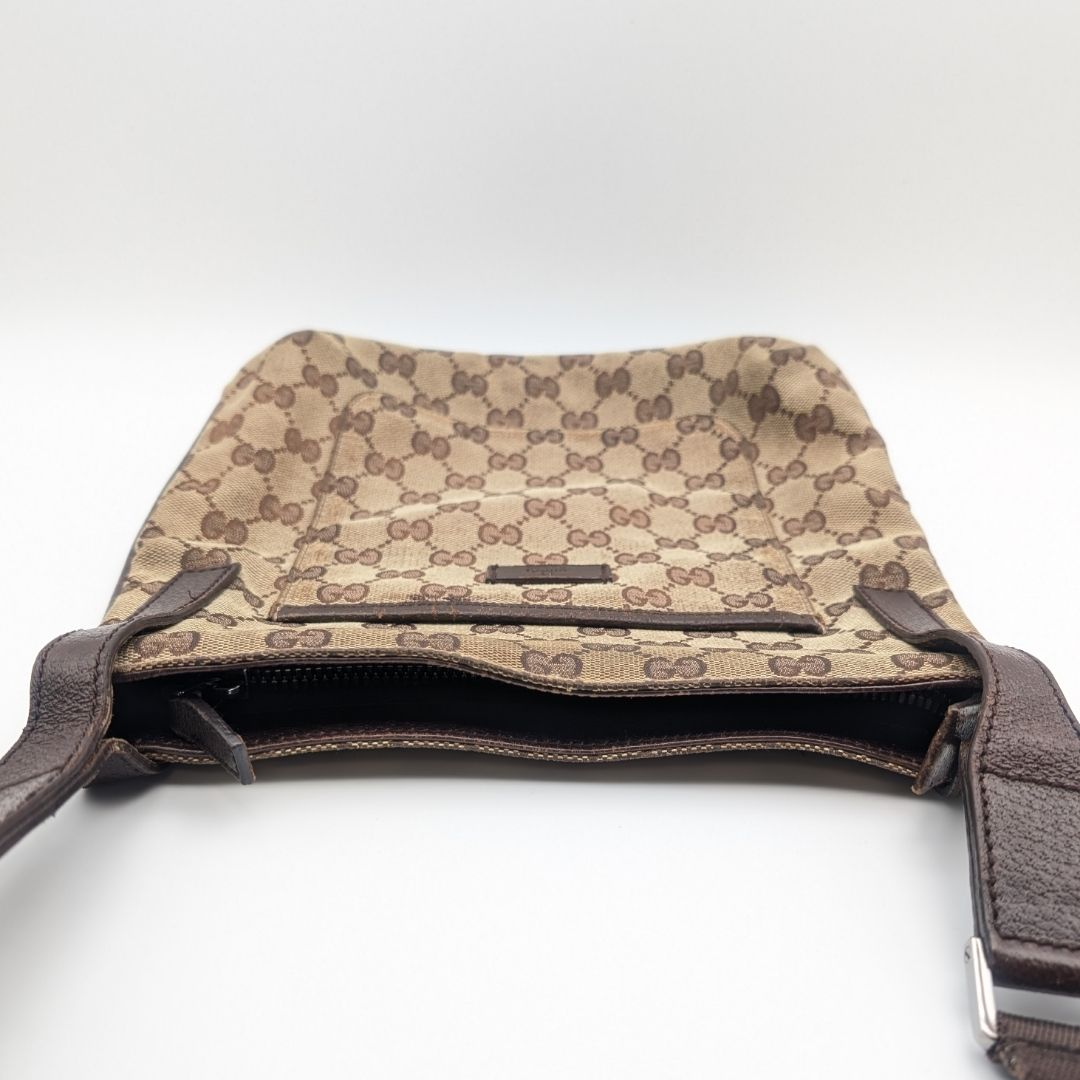 Gucci GG Canvas Shoulder Bag Crossbody Cross Brown — view 4