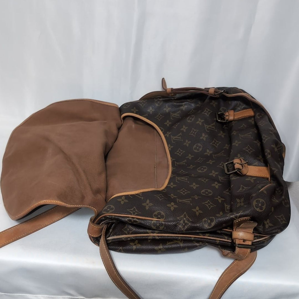 Louis Vuitton Monogram Saumur 43 — view 8