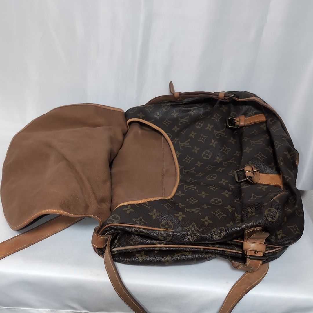 Louis Vuitton Monogram Saumur 43 — view 8