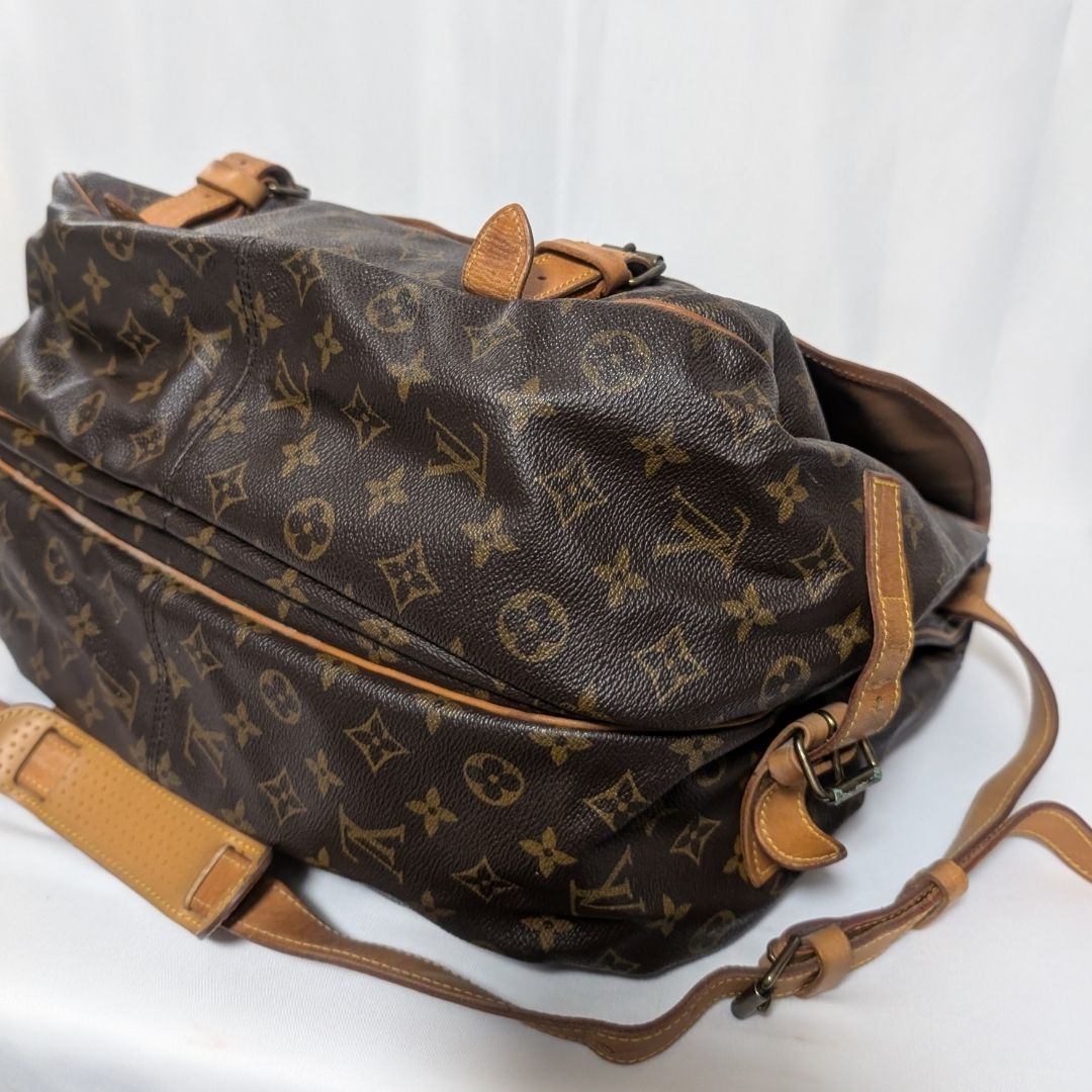 Louis Vuitton Monogram Saumur 43 — view 3