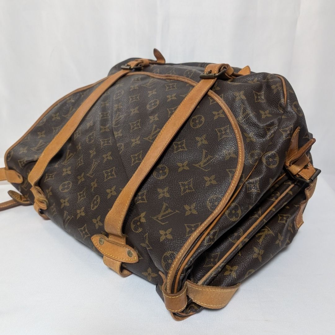 Louis Vuitton Monogram Saumur 43 — view 4