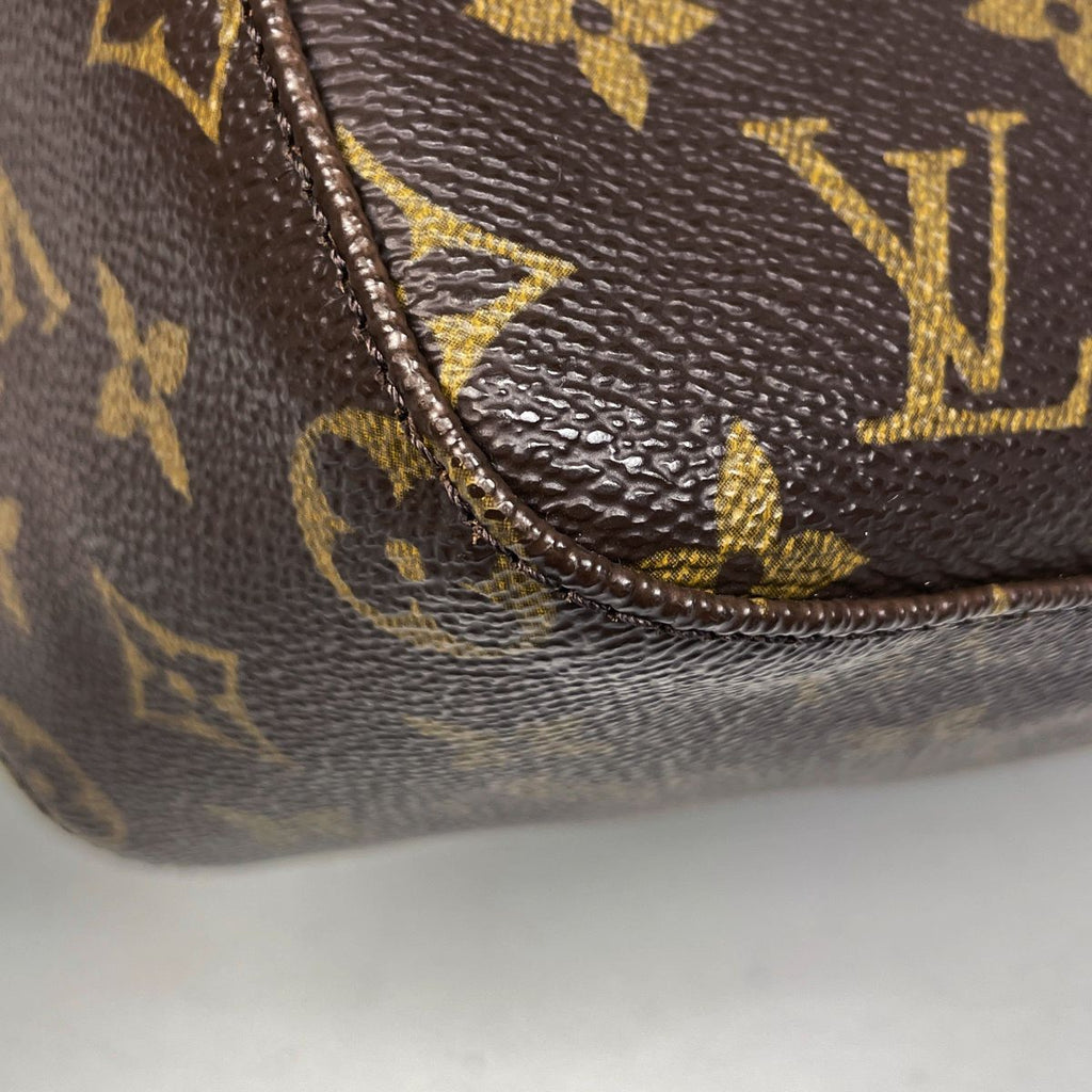 Louis Vuitton Looping MM Shoulder Bag Monogram Brown — view 3