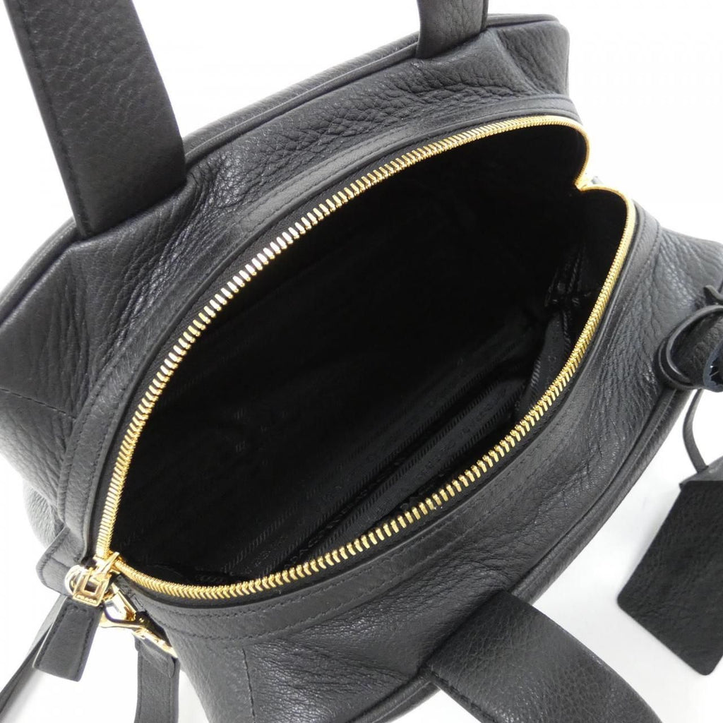 Prada Boston Bag Travel Bags Gold — view 7