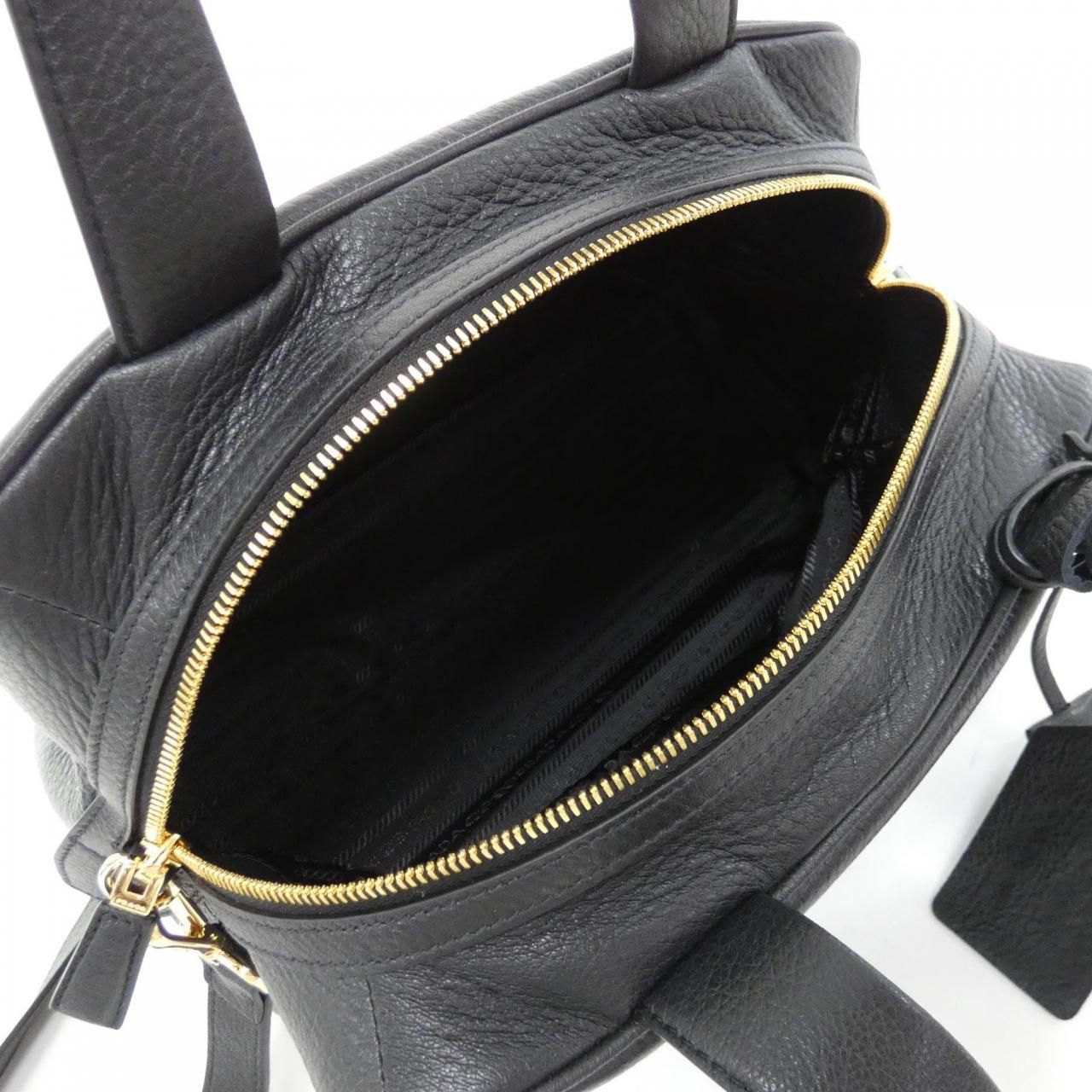 Prada Boston Bag Travel Bags Gold — view 7