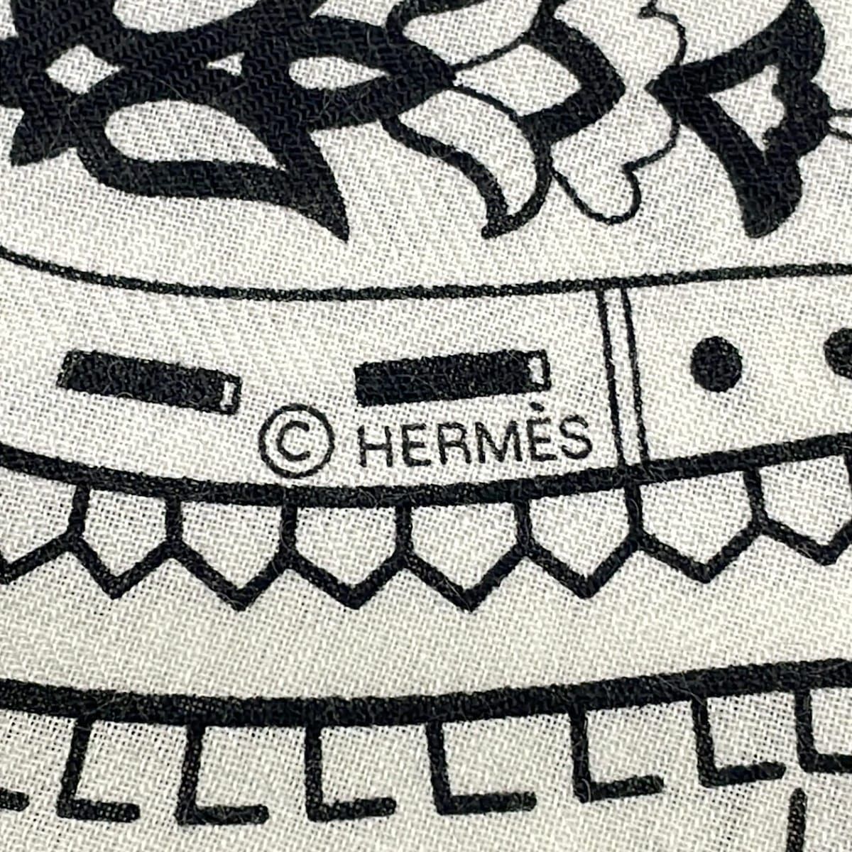 Hermes Shawl Carre Geant 140 White Black Cashmere Silk Scarf — view 2