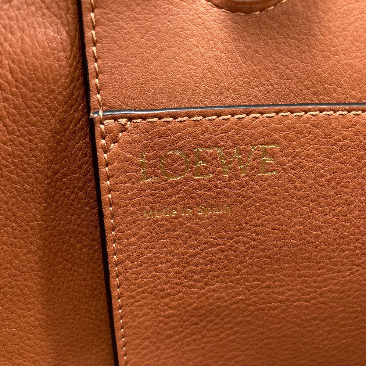 Loewe Love Anagram 2-Way Tote Wool — view 6