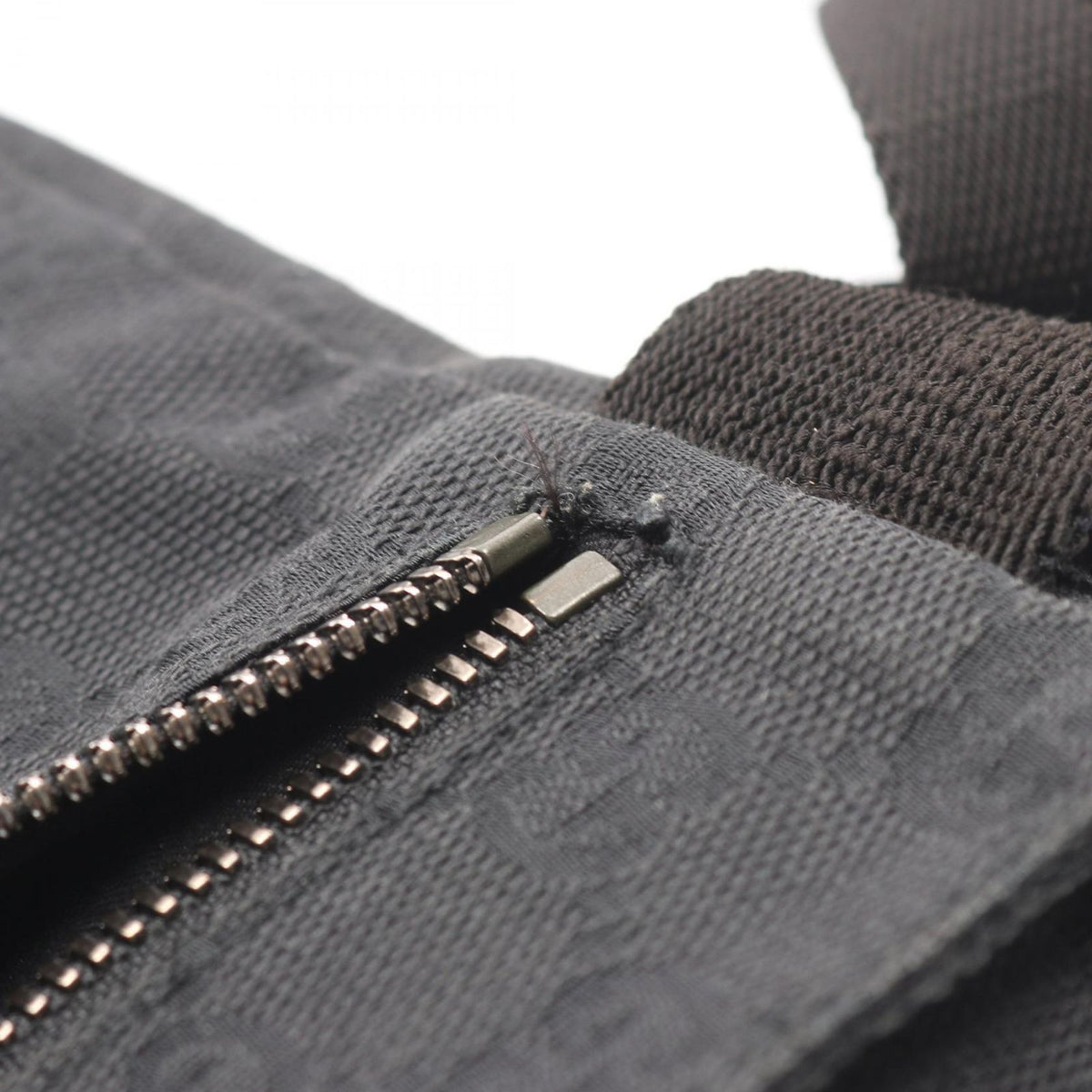 Gucci Waist Bag GG Canvas Black — view 8