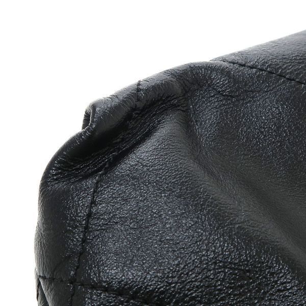 Chanel 22 Mini Chain Messenger — view 7