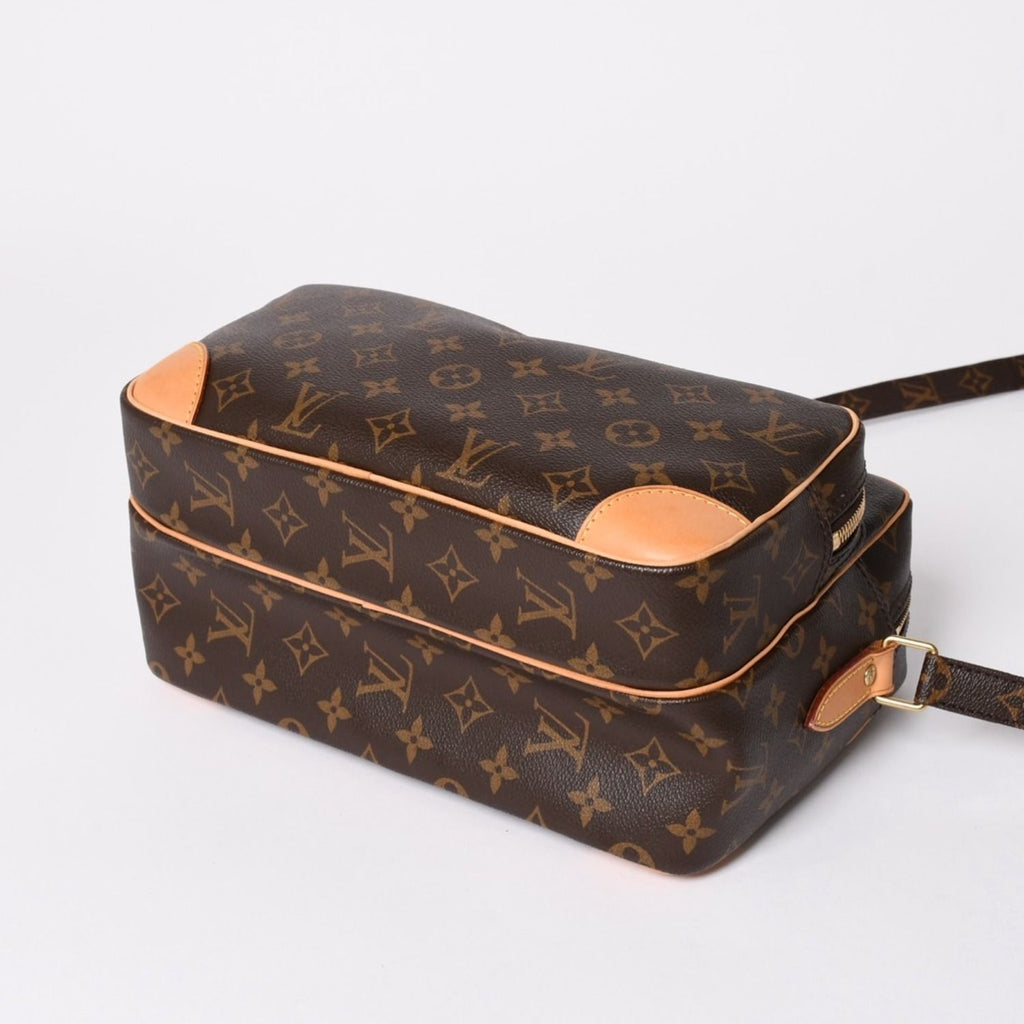 Louis Vuitton Nile Shoulder Bag Monogram Brown Leather Gold — view 5