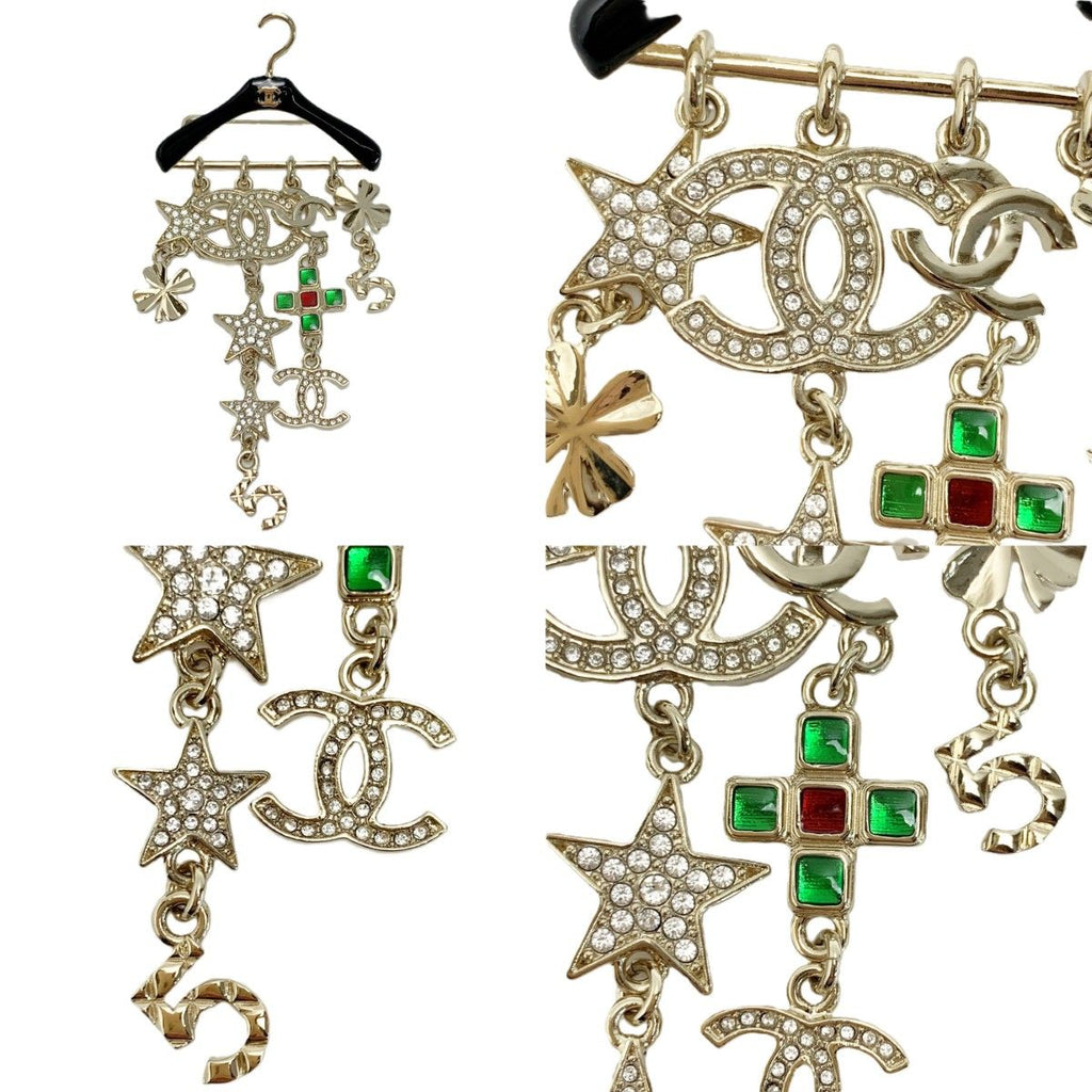 Chanel CC Logo Hanger Motif Metal Resin Brooch Gold Black — view 6