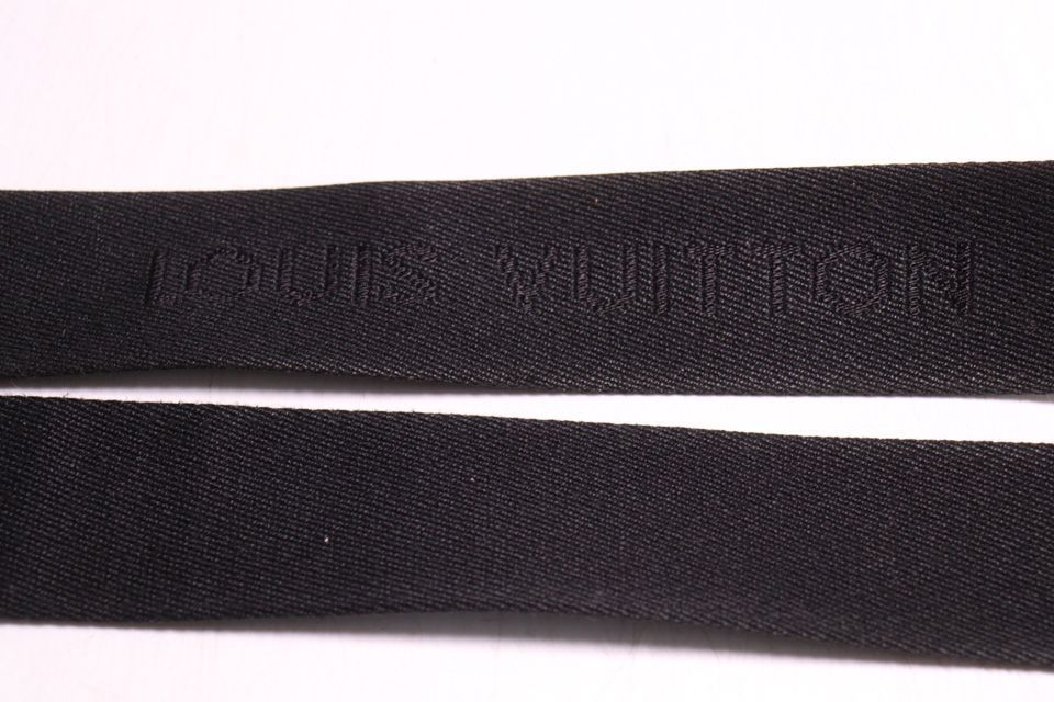Louis Vuitton Damier Graphite Daniel MM Leather Shoulder — view 5