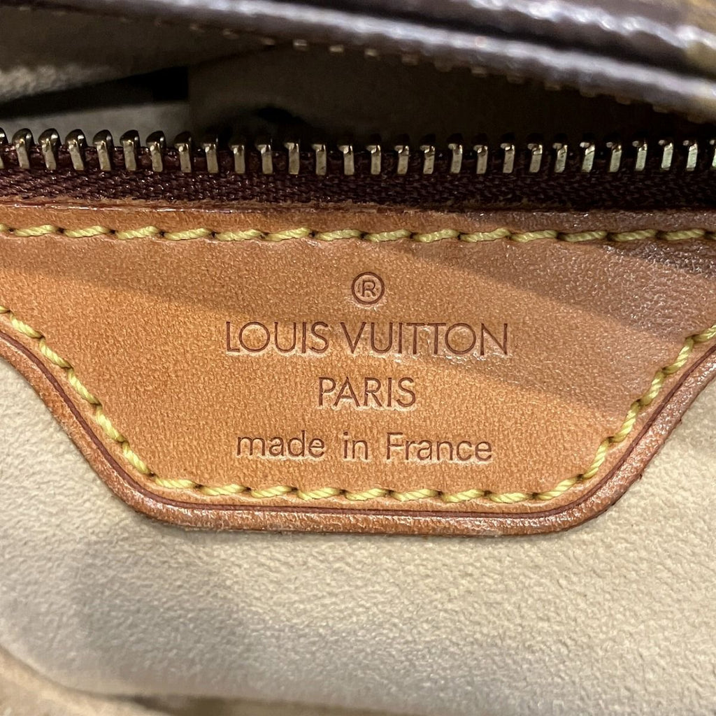 Louis Vuitton MM Monogram Shoulder Bag Canvas — view 4