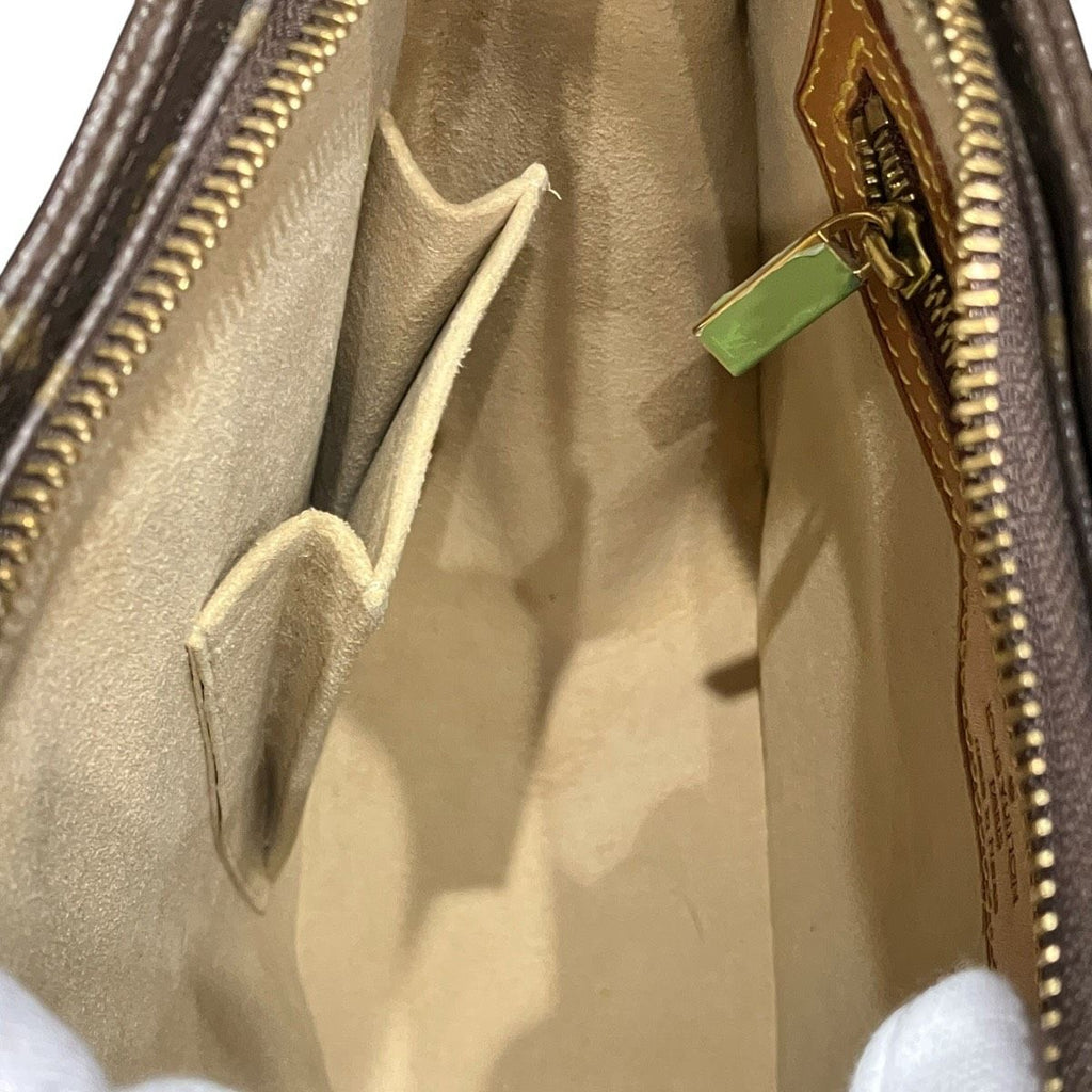 Louis Vuitton MM Monogram Shoulder Bag Canvas — view 5