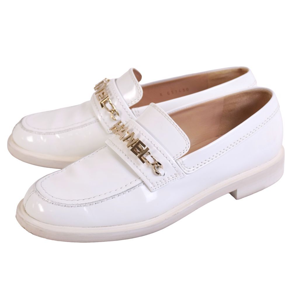 Chanel Loafers 22c Moccasins Logo — view 2