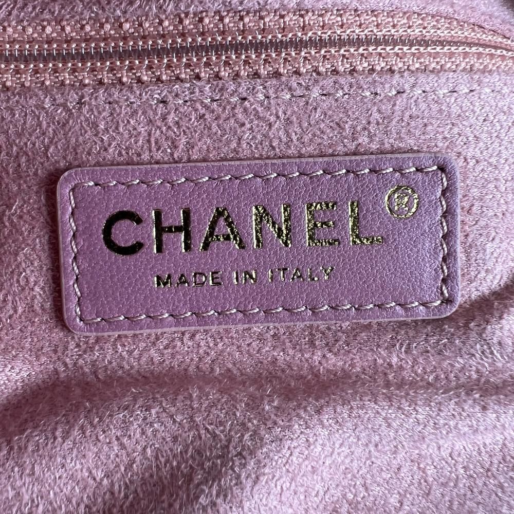 Chanel Shoulder Bag Deauville Studded Logo Gold Crossbody Pink — view 4