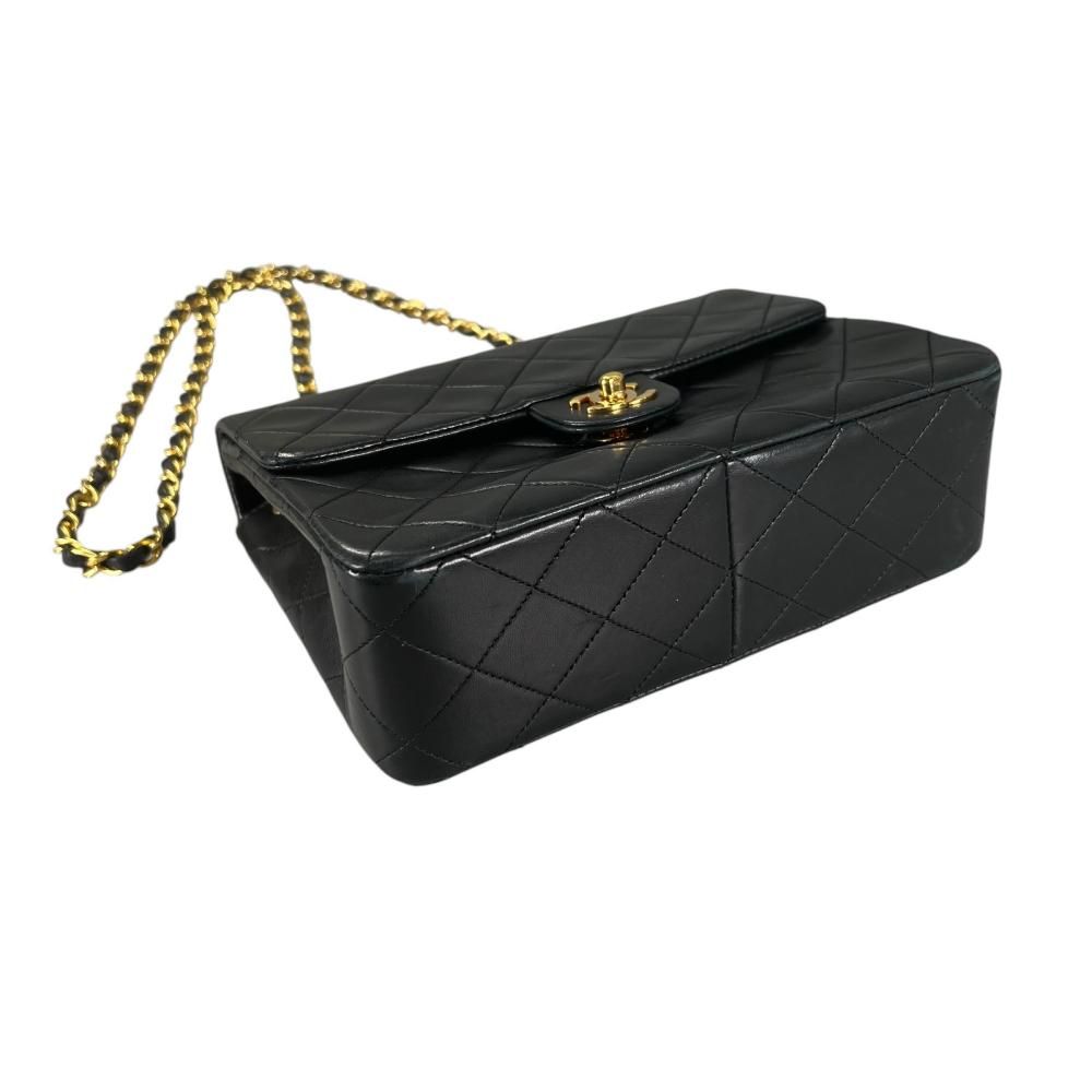 Chanel Shoulder Bag Quilted Gold CC Logo Lambskin Black — view 3