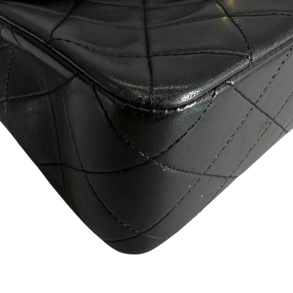 Chanel Shoulder Bag Quilted Gold CC Logo Lambskin Black — view 8