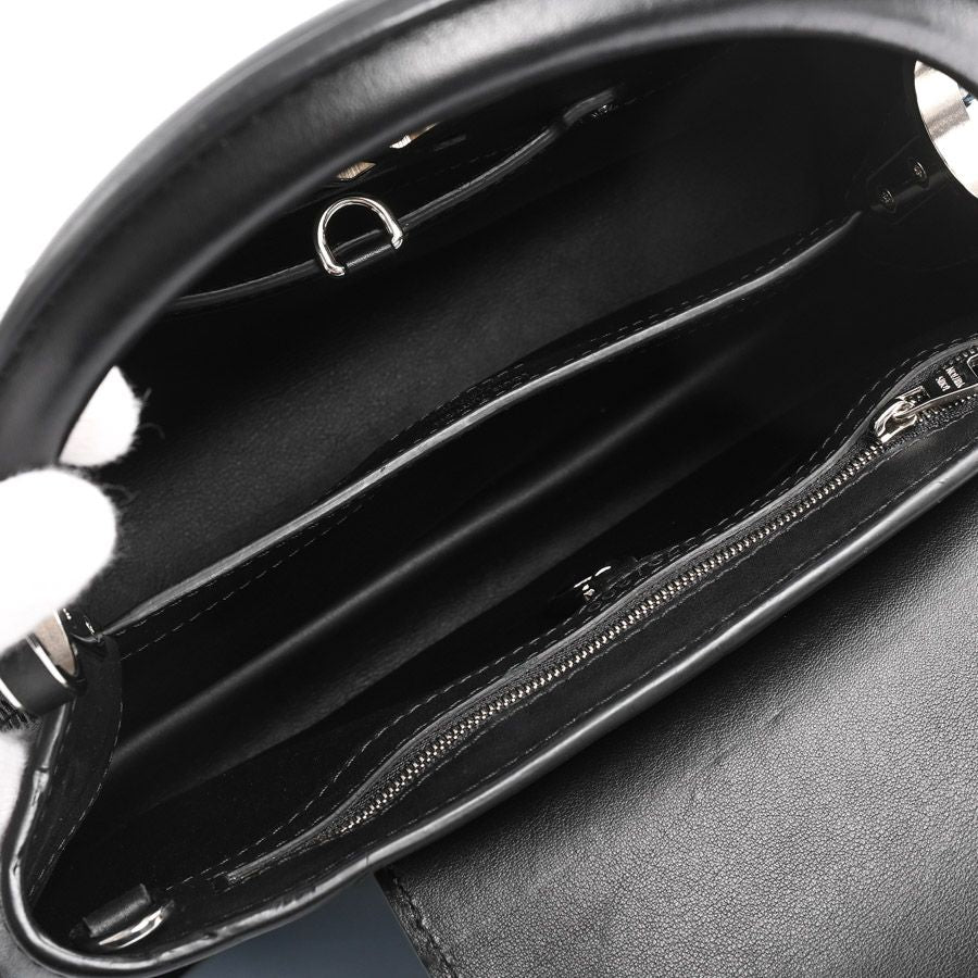 Louis Vuitton Handbag Capucines MM — view 4