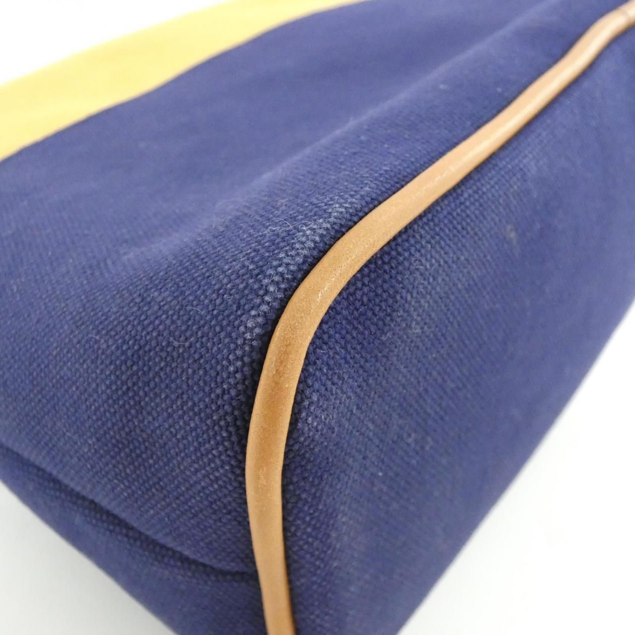 Hermes Bolide Cal Zel MM Pouch — view 4