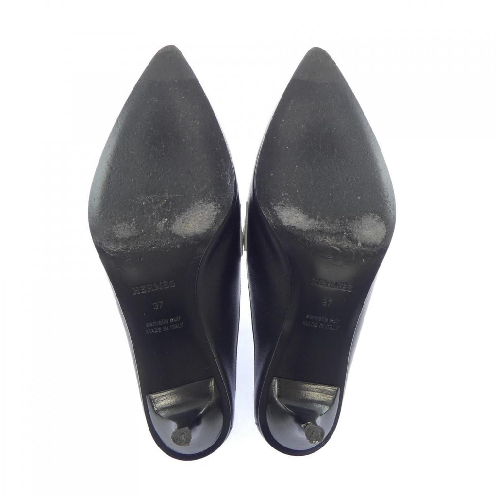 Hermes Glory Cut Detail Sandals — view 4