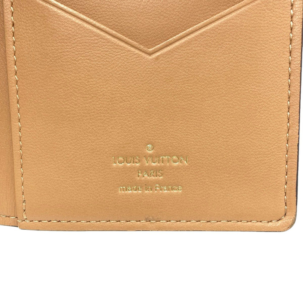 Louis Vuitton Vertical Wallet Taurillon Leather — view 7