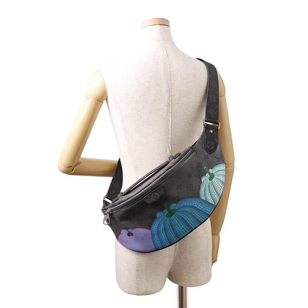Louis Vuitton Belt Bag Monogram Eclipse Reverse LV Yk Maxi Bam Yayoi Kusama — view 5