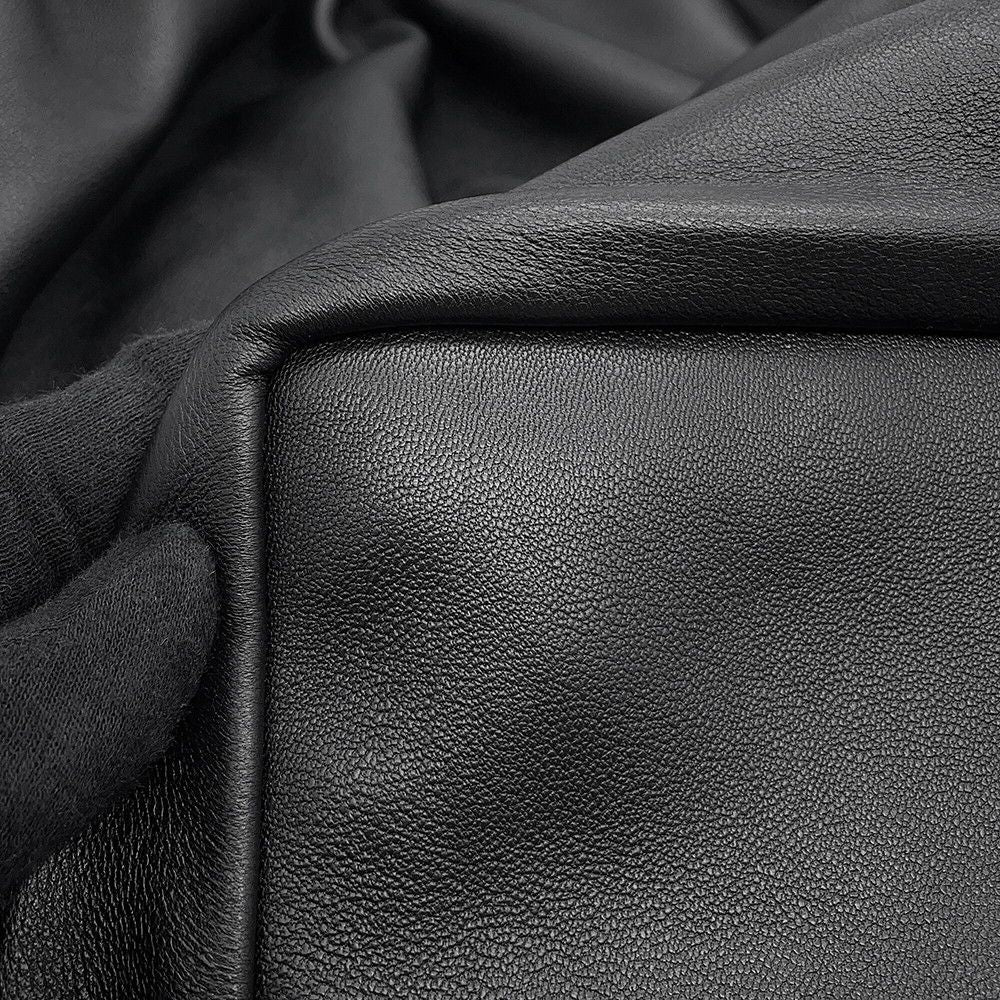 Loewe Shoulder Bag Squeeze Melo Nappa Lambskin 2-Way Black — view 7