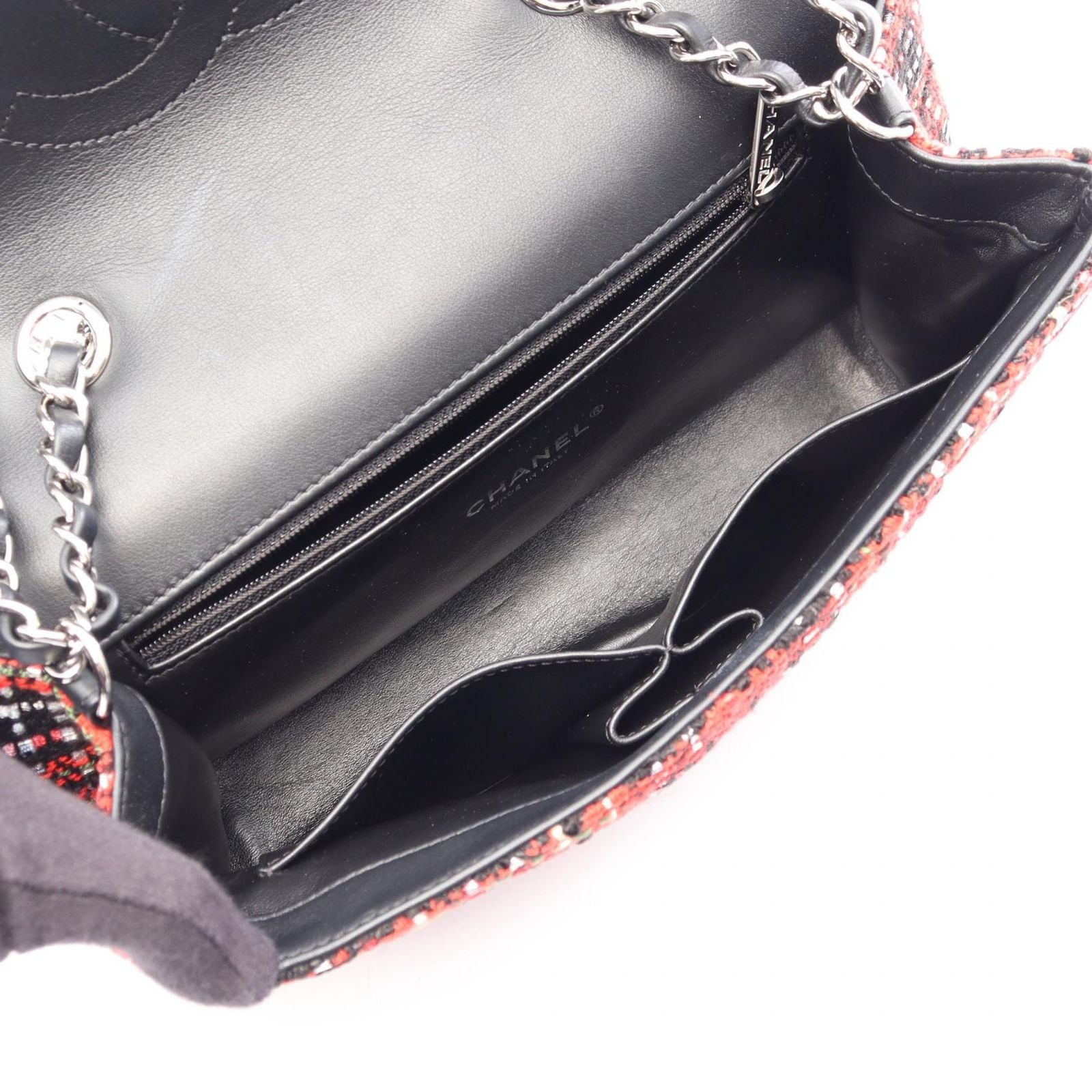 Chanel Shoulder Bag CC Filigree Red Black Fabric Leather CC Quilted Chain — view 3