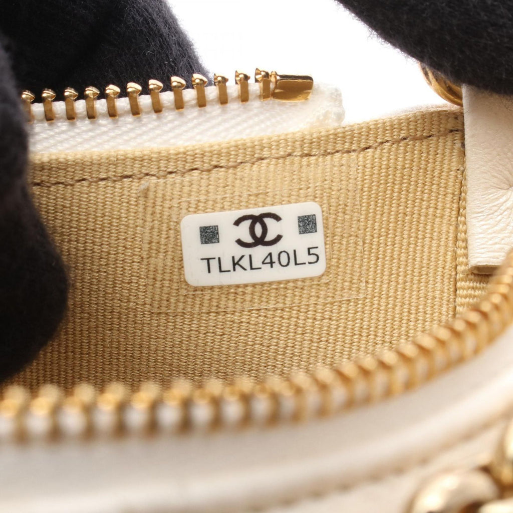 Chanel Shoulder Bag Quilted Small Pearl White Lambskin Chain — view 5