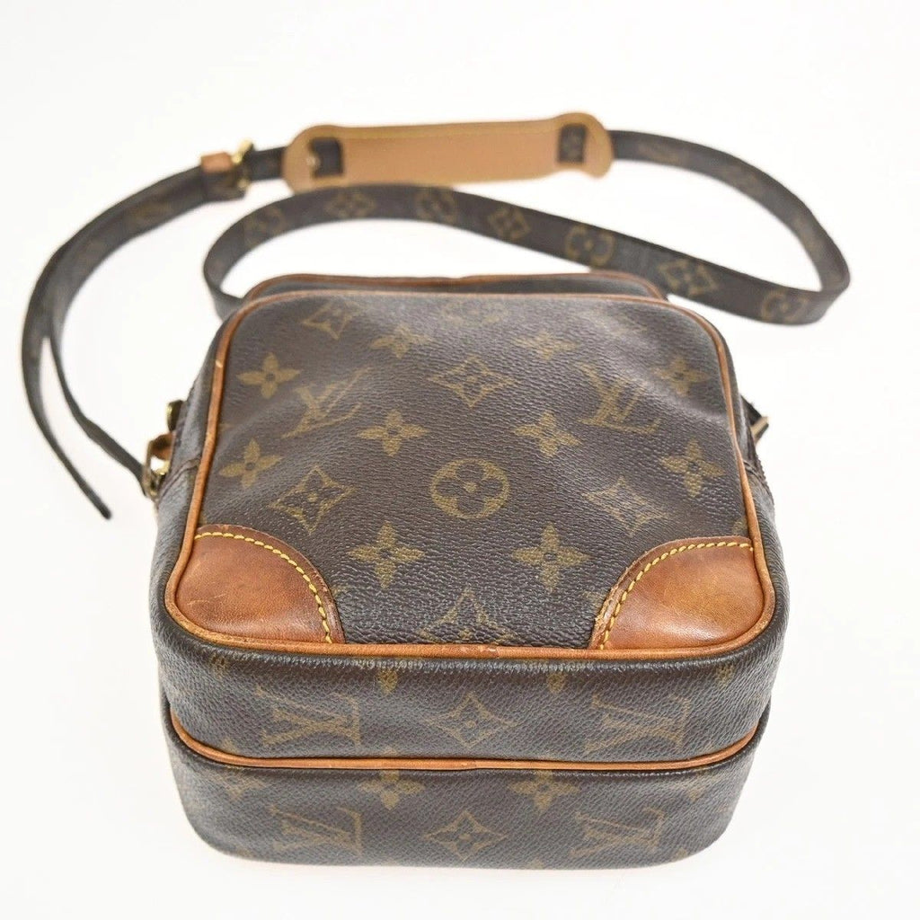 Louis Vuitton Amazon Shoulder Bag Monogram Leather — view 6