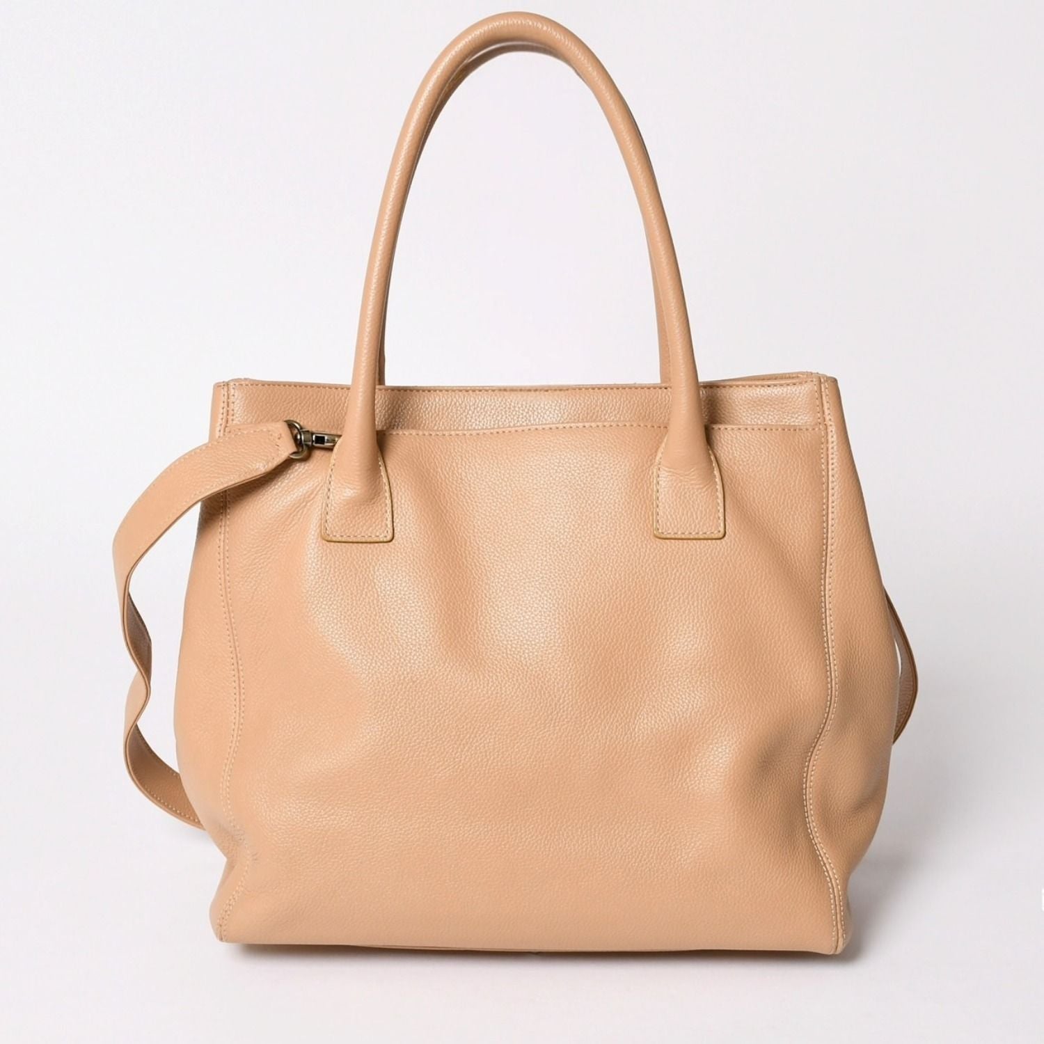 Chanel Executive Tote Bag CC Logo Turnlock Calfskin Beige — view 2