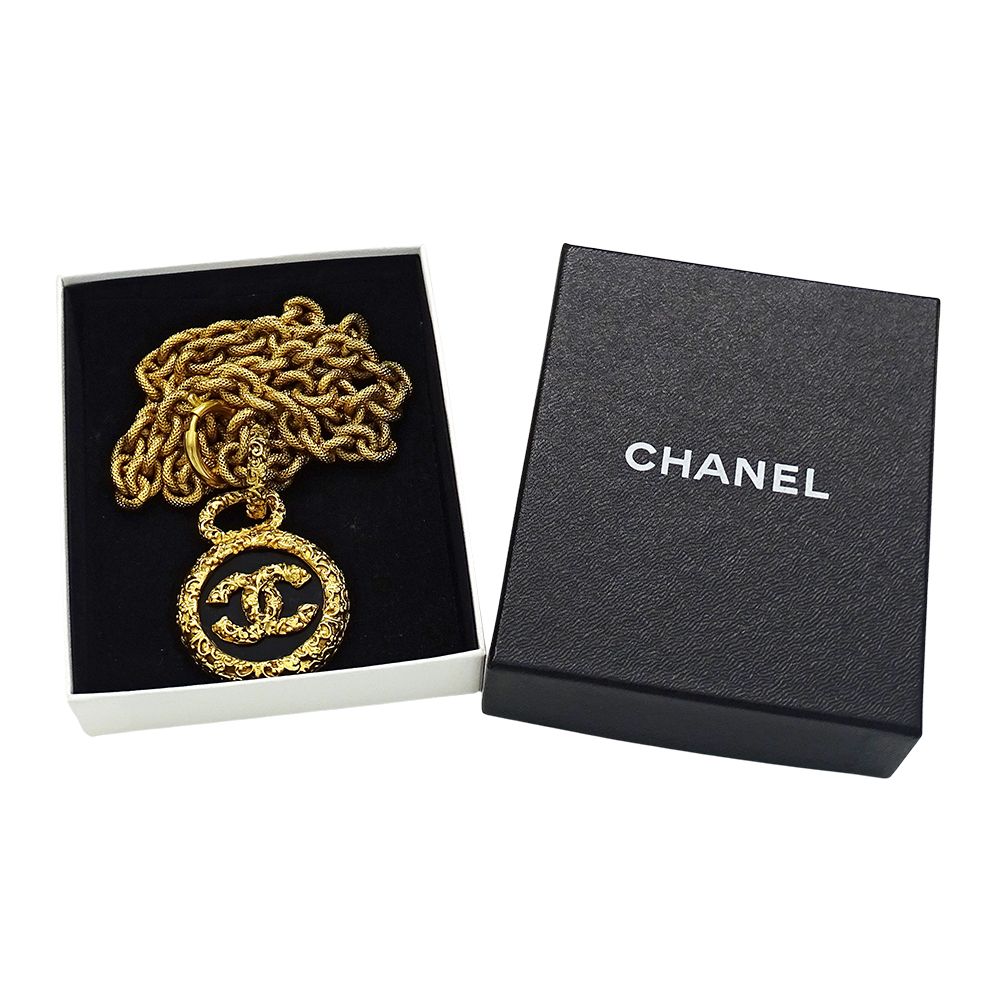 Chanel Necklace Gold Black CC Logo Large — view 7