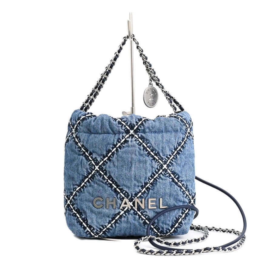 Chanel Handbag 22 Mini
