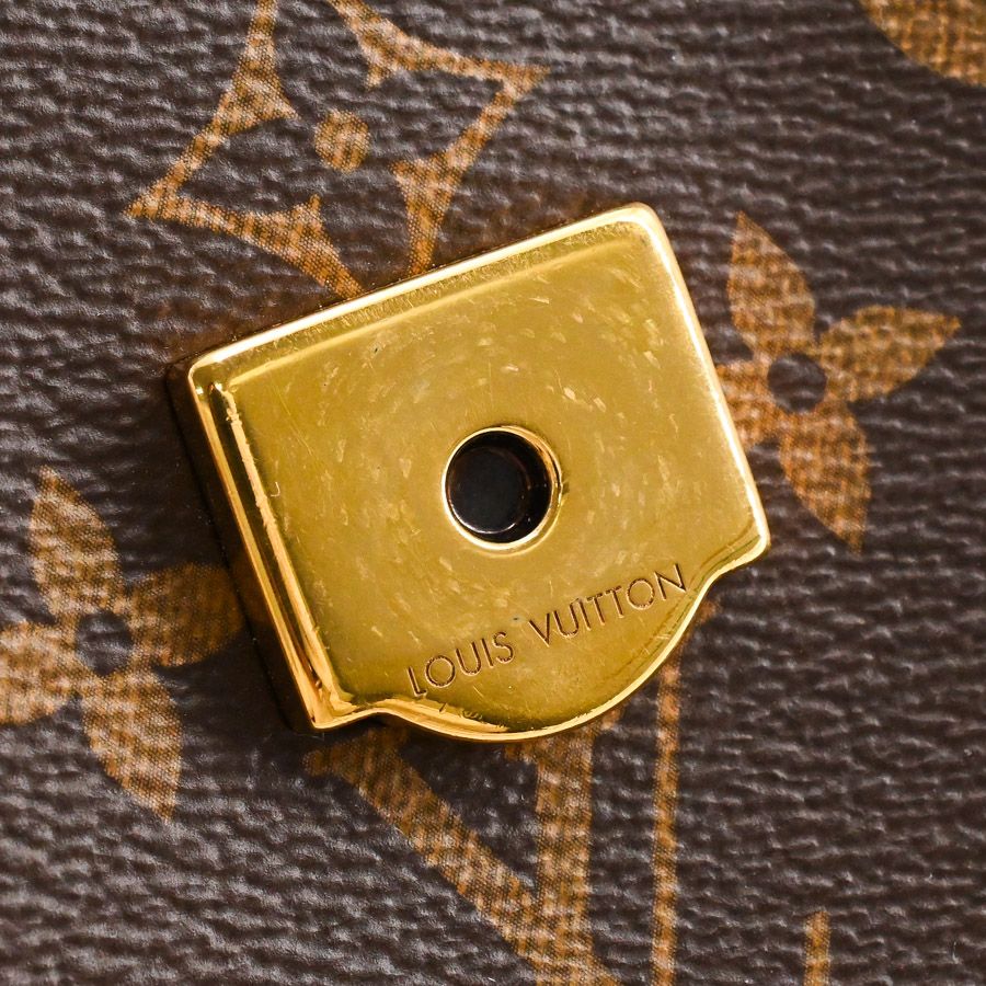 Louis Vuitton Shoulder Bag Passy — view 8