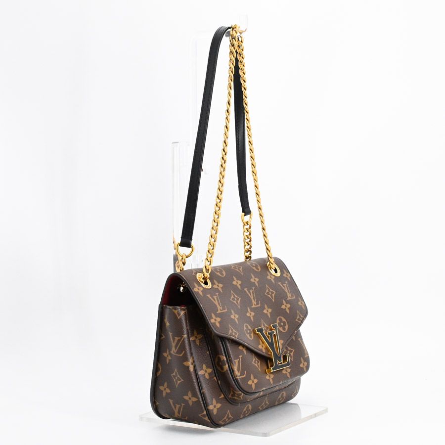 Louis Vuitton Shoulder Bag Passy — view 2