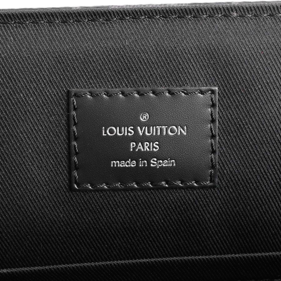 Louis Vuitton Shoulder Bag District — view 6