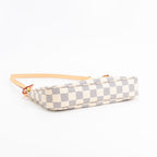 Louis Vuitton Handbag Pochette — view 5