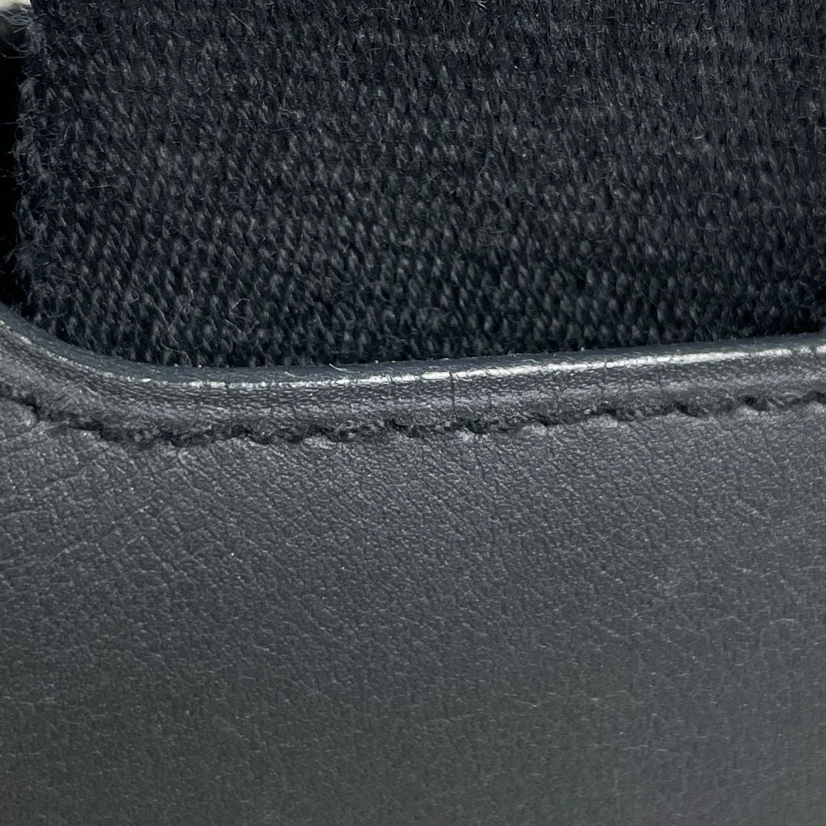 Hermes Valparaiso PM Handbag Tote Toilet Blanc Black — view 5