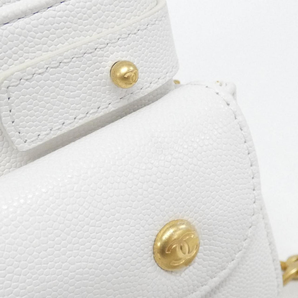 Chanel Shoulder Bag White — view 7