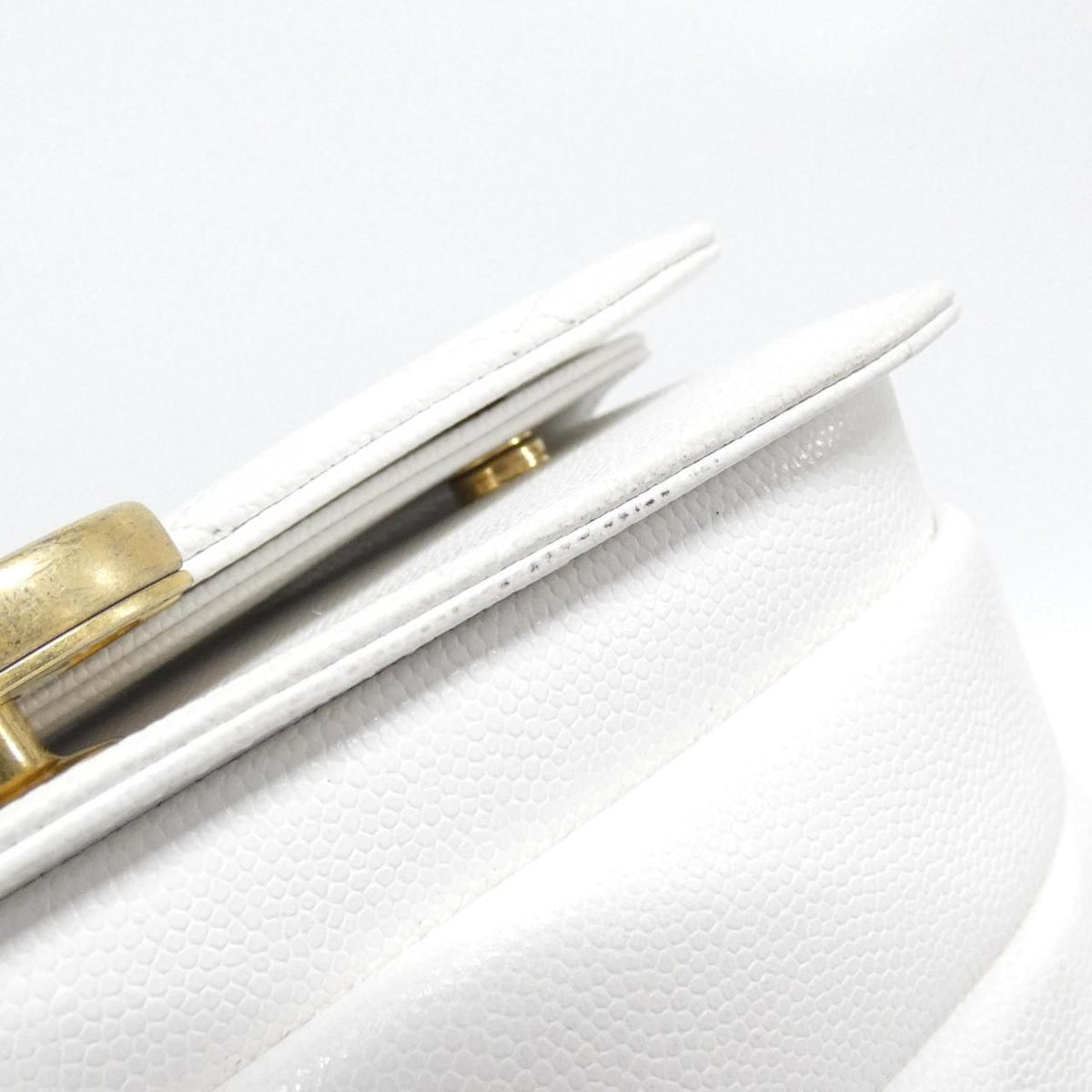 Chanel Shoulder Bag White — view 3