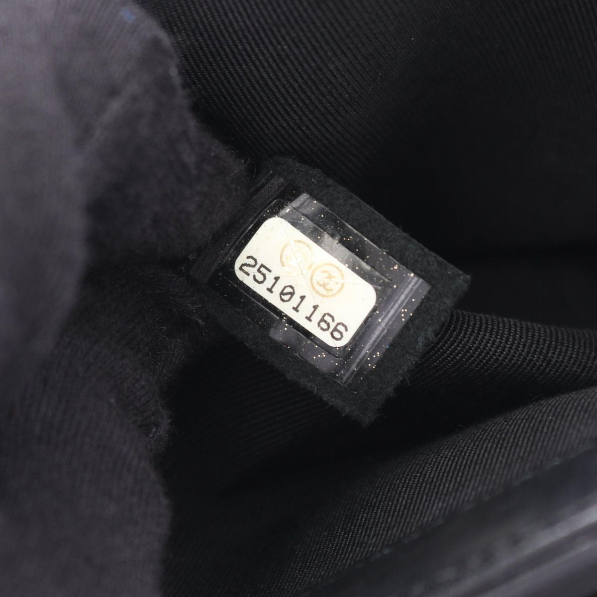 Chanel Shoulder Bag Stitch Black Silver Lambskin Chain — view 5