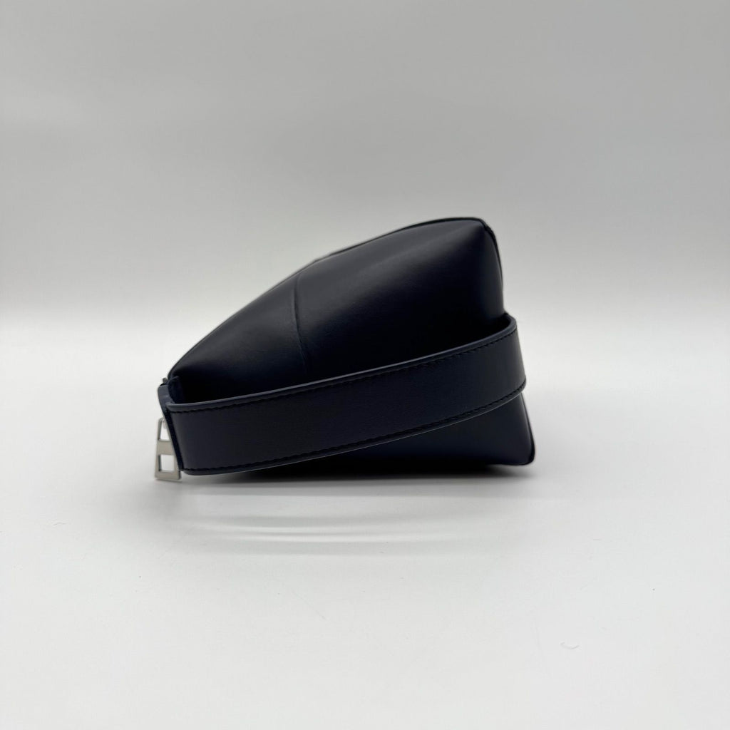 Loewe Handbag Puzzle Fold Wash Bag Leather Blue — view 4