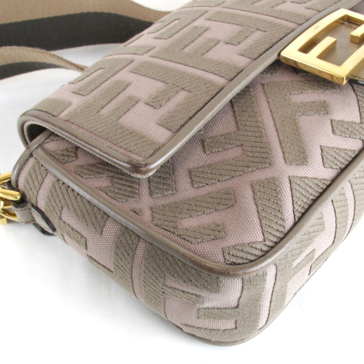 Fendi Shoulder Bag Canvas Pink — view 3