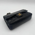 Chanel Large Shoulder Bag Quilted CC Logo Gold Turnlock Double Flap Black — view 6