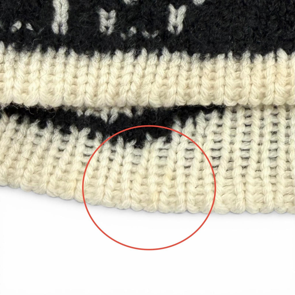 Chanel 21k Cashmere Silk Blend Logo — view 9