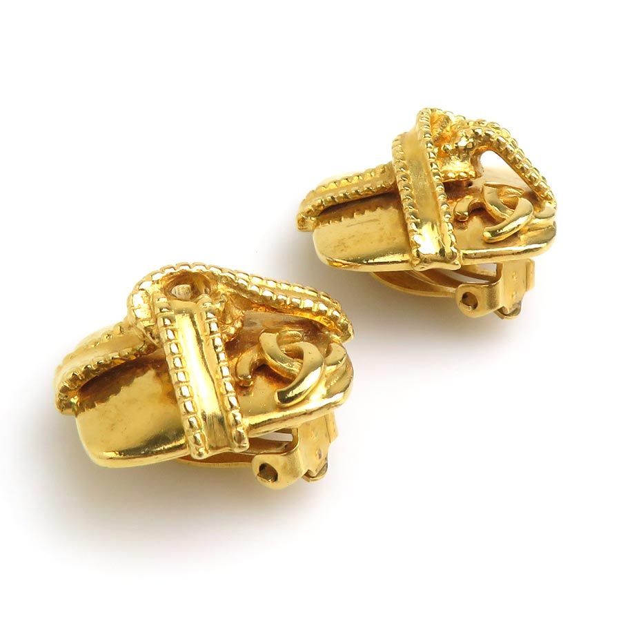Chanel Earrings CC Logo — view 4