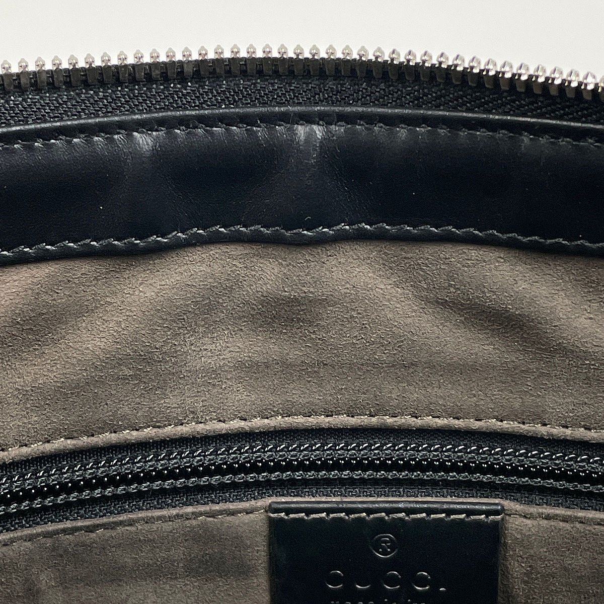 Gucci Guccissima Messenger Bag GG Pattern Shi Marais the Black — view 7