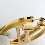 Louis Vuitton Book le Doreil Hoop e LV Circle Gold Plated Earring — view 6