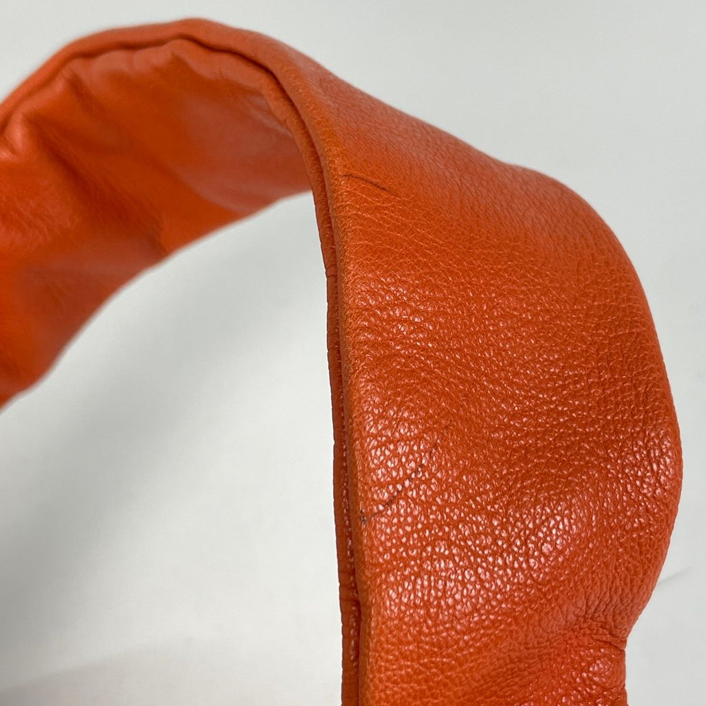 Saint Laurent Logo Shoulder Bag Mom Nia Leather Orange — view 8